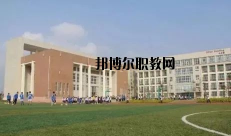 六盤水市復興職業(yè)技術學校2020年宿舍條件