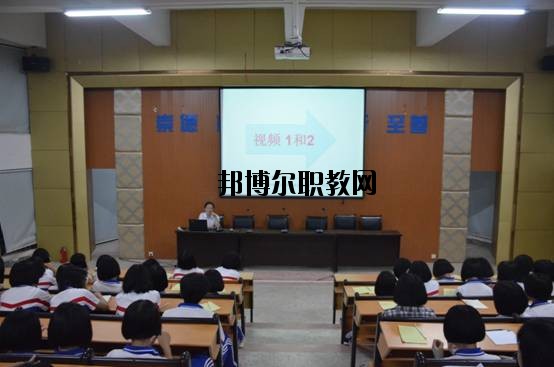 崇義職業(yè)中等專業(yè)學校2020年報名條件、招生要求、招生對象 