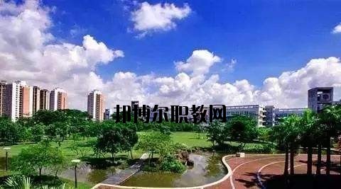 安陸深藍(lán)電子工業(yè)技術(shù)學(xué)校2020年報(bào)名條件、招生要求、招生對(duì)象