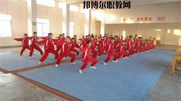 吉安文武學(xué)校2020年報名條件、招生要求、招生對象 