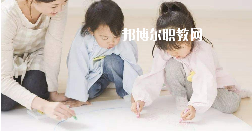 貴州2020年以幼師學(xué)校為王牌專業(yè)的大專學(xué)校有哪些