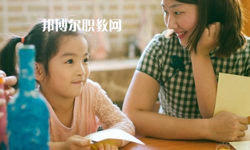 成都2021年初中生怎么考幼師學(xué)校