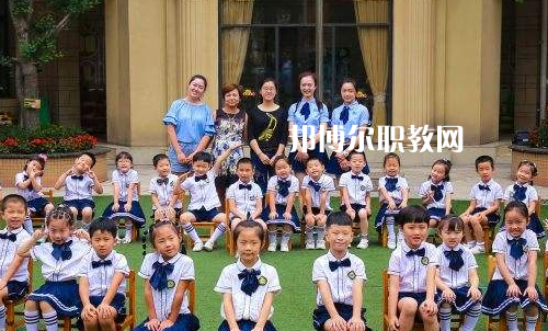 重慶2021年幼師學校有什么專業(yè)適合女生