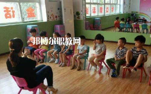 重慶2021年幼師學(xué)校畢業(yè)是什么文憑