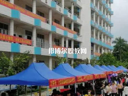 信宜丁堡高級職業(yè)技術(shù)學(xué)校2022年招生錄取分?jǐn)?shù)線