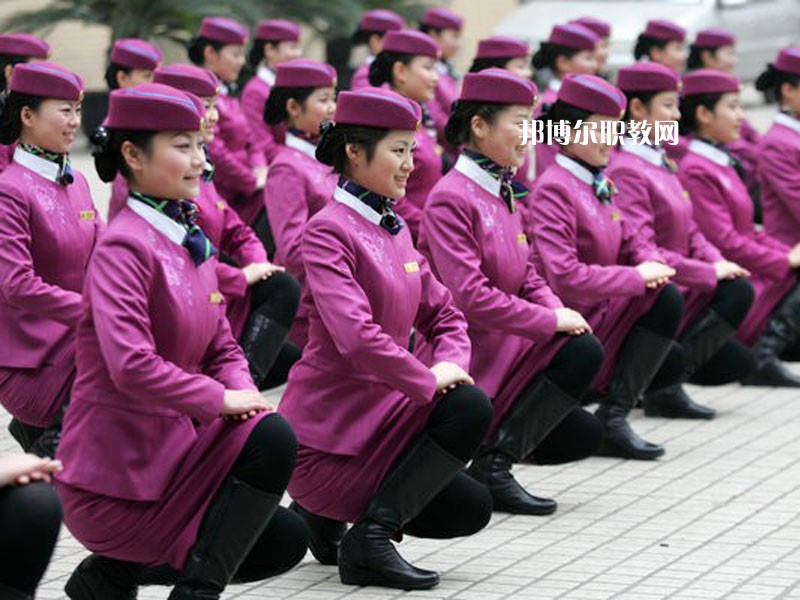 甘肅2022年女生適合鐵路學校嗎