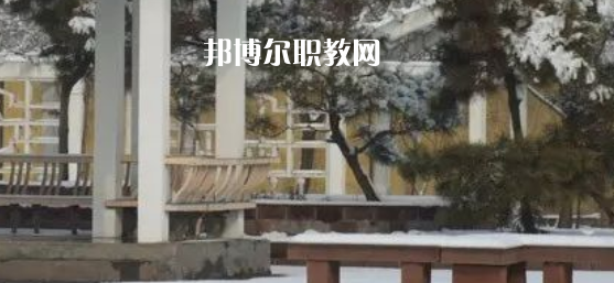 山東煤炭衛(wèi)生學(xué)校2022年招生辦聯(lián)系電話