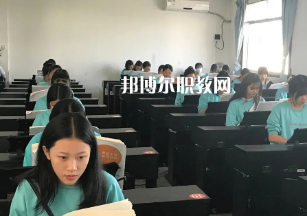 福建2023年100分能上中專學校嗎