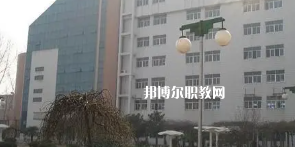 江蘇省淮安技師學(xué)院地址在哪里，哪個地區(qū)，哪個城市?