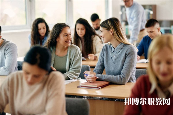 廣西哪里的中職學(xué)校能讀廣告設(shè)計與制作（電競方向）專業(yè)