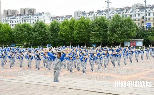 青島西海岸新區(qū)黃海職業(yè)學(xué)校怎么樣、好不好